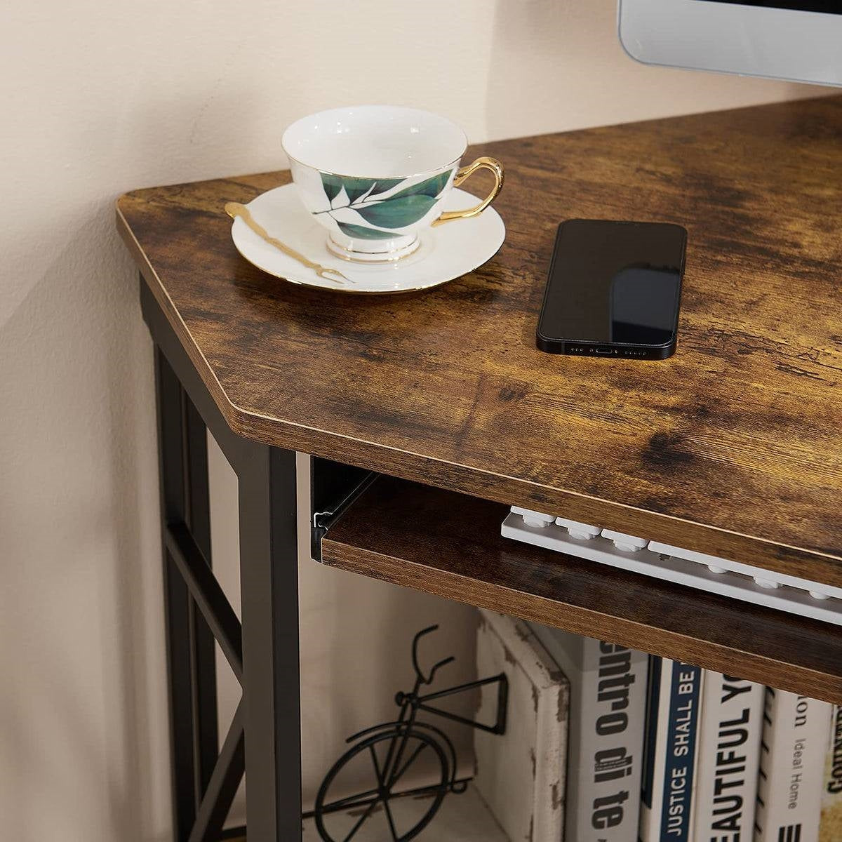 Corner desk detail