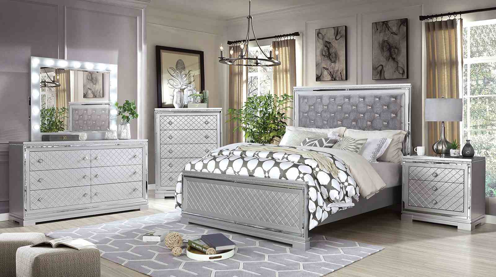 Belleterre - Chest, Silver