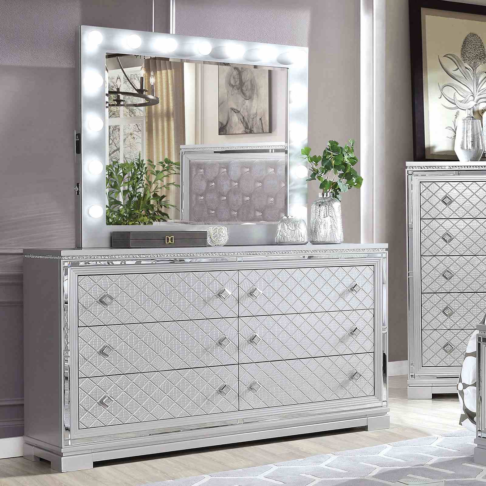 Belleterre - Dresser, Silver