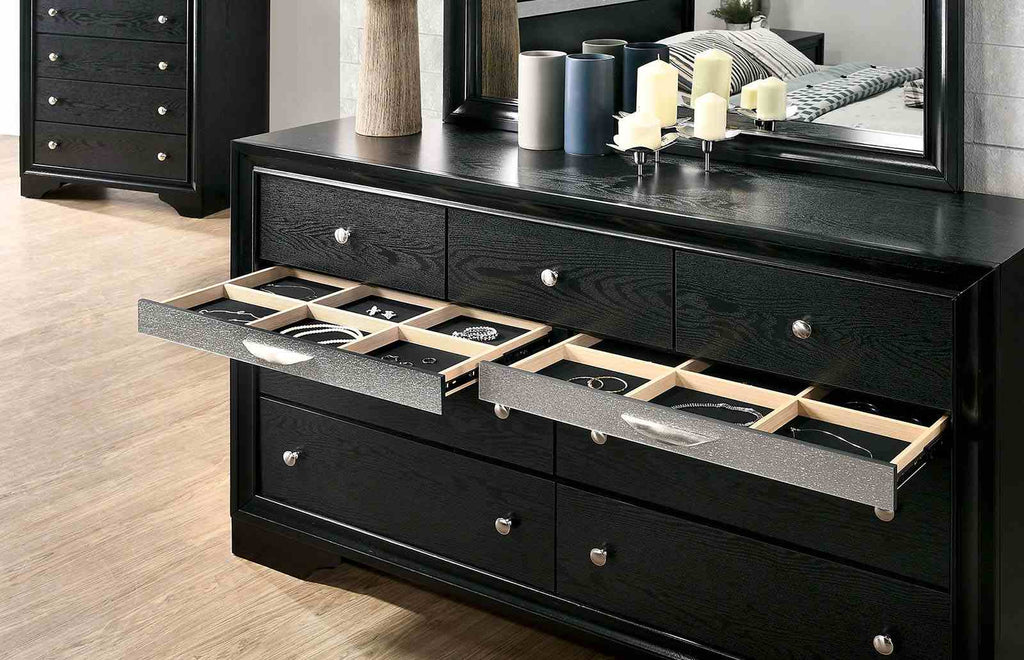 Chrissy - Dresser, Black