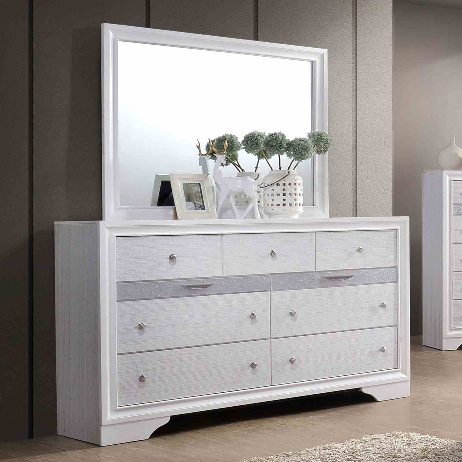 Chrissy - Dresser, White
