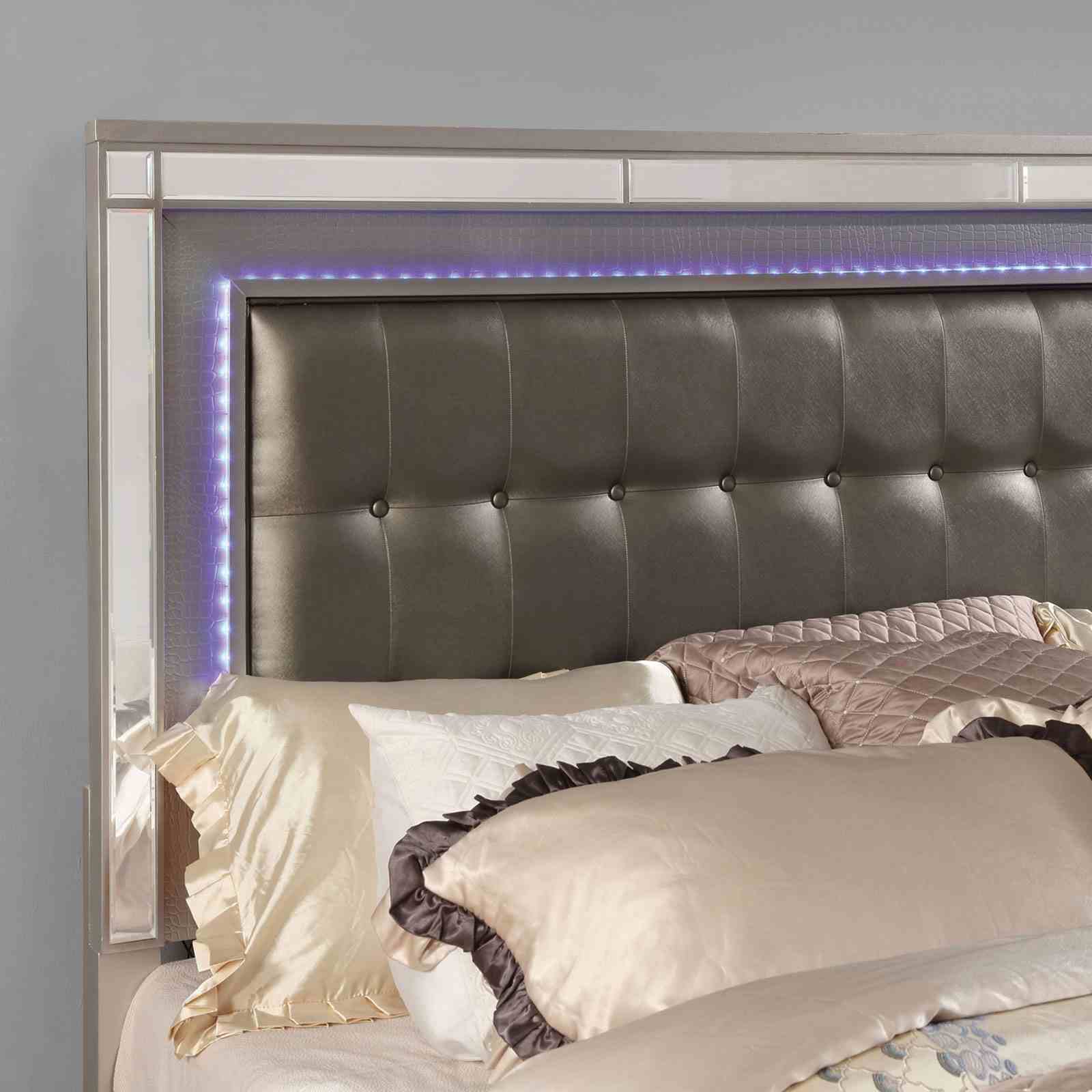 Brachium - Queen Bed, Silver