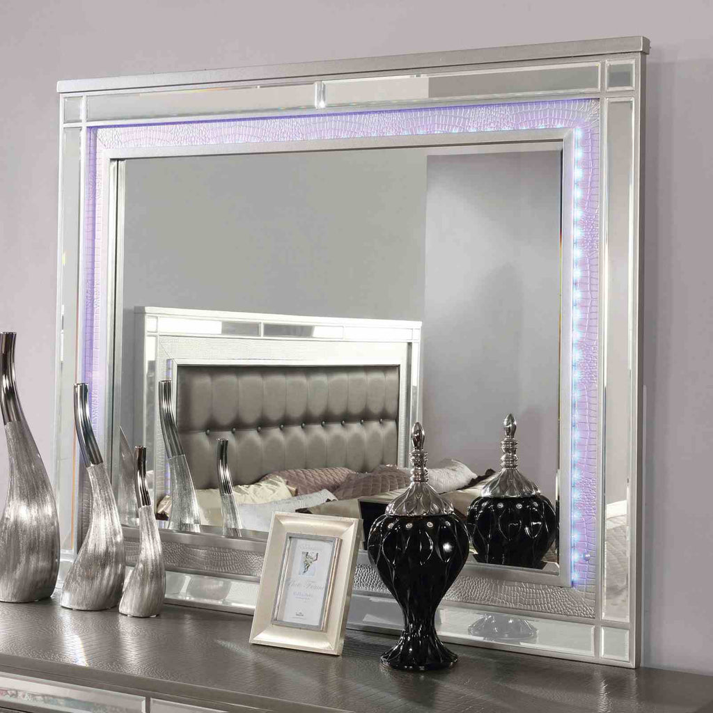 Brachium - Dresser, Silver