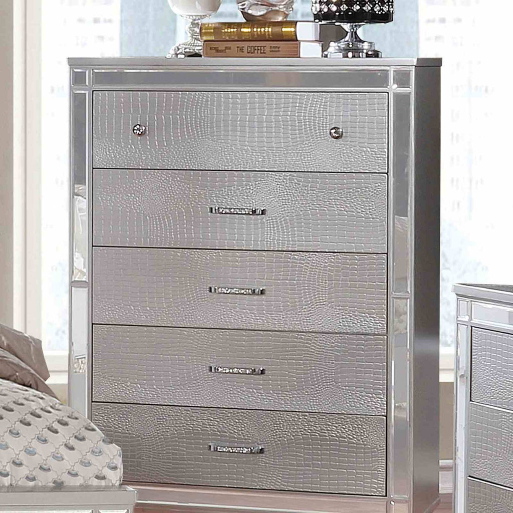 Brachium - Chest, Silver