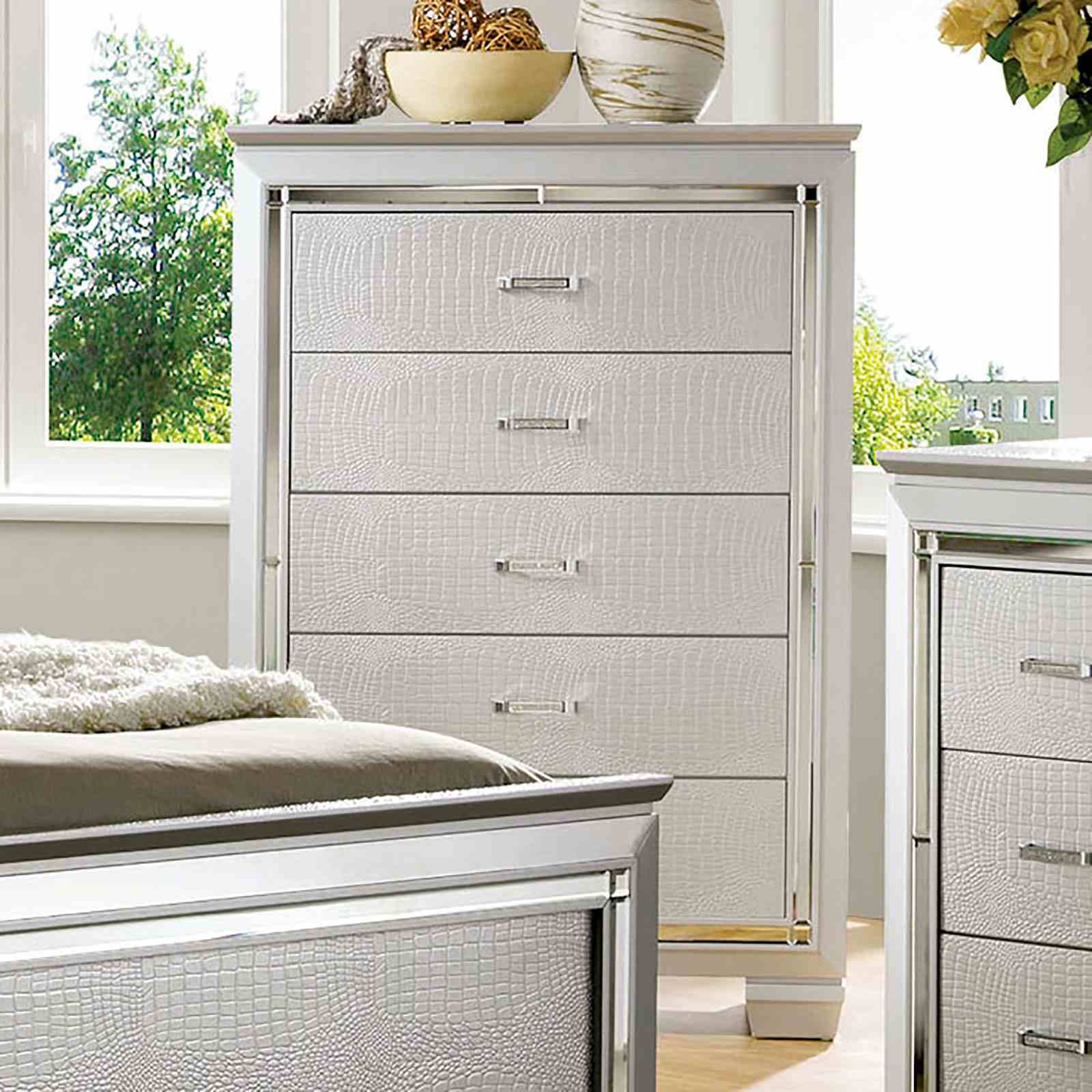 Bellanova - Chest, Silver