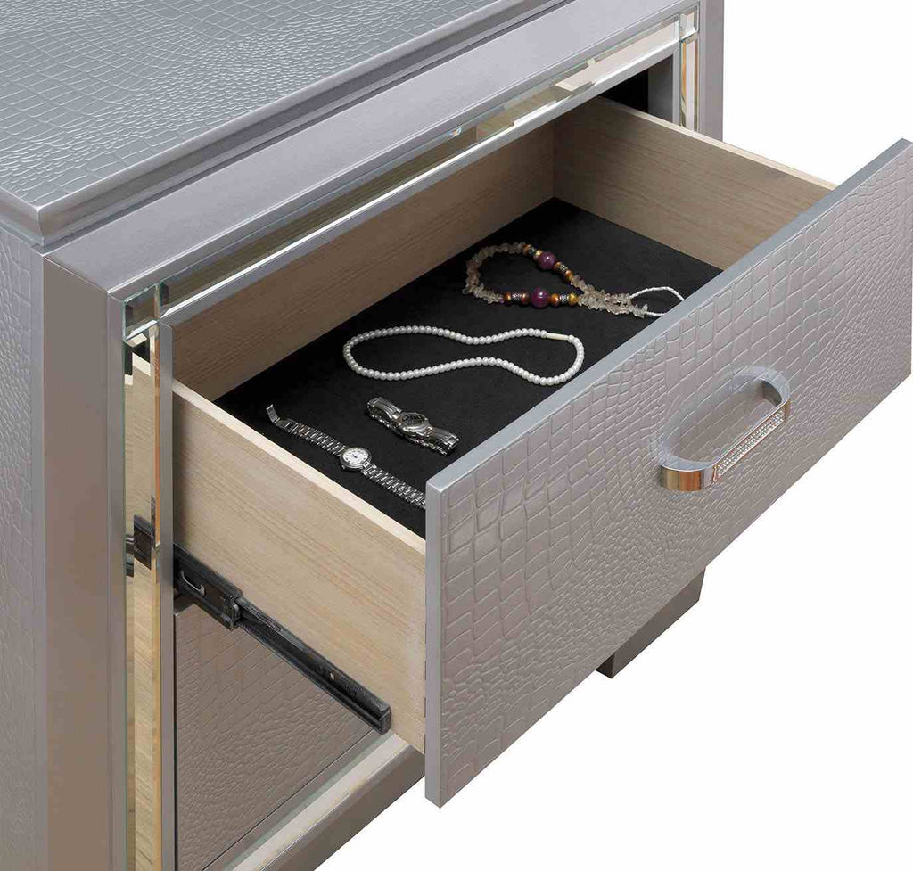 Bellanova - Queen Bed, Silver