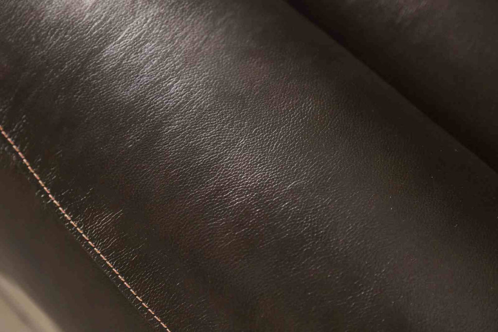 Gorgius Power Recliner, detail