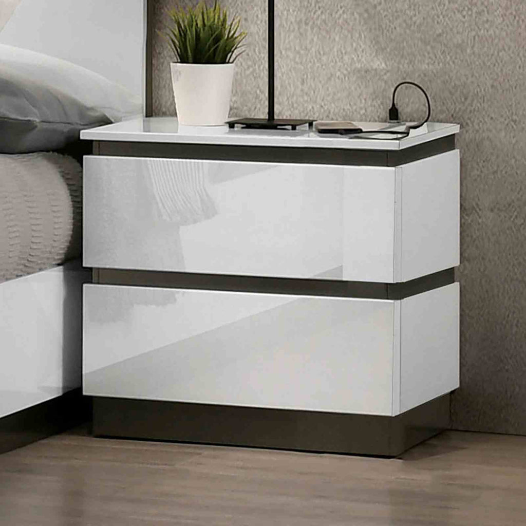 Birsfelden - Nightstand w/ USB, White