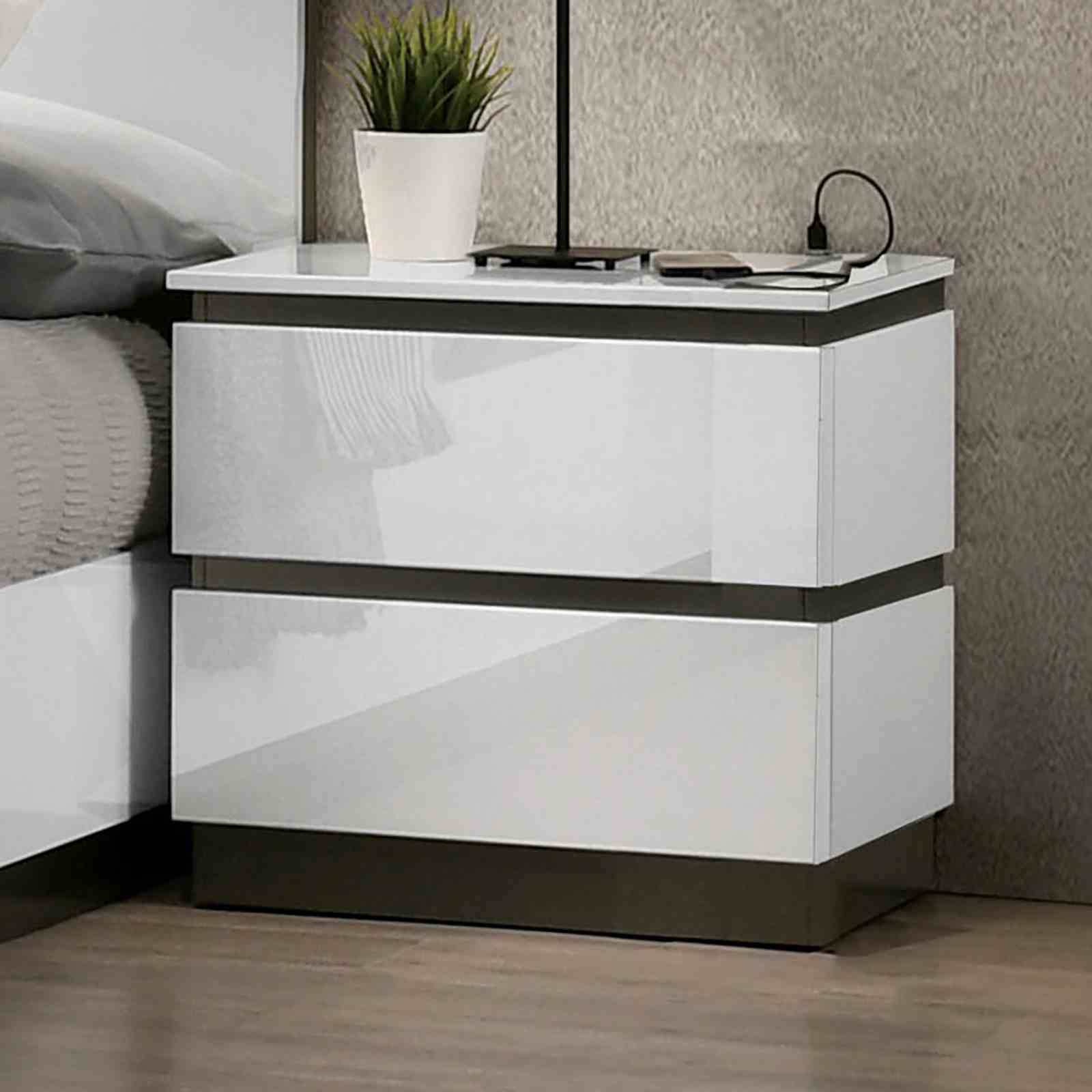 Birsfelden - Nightstand w/ USB, White