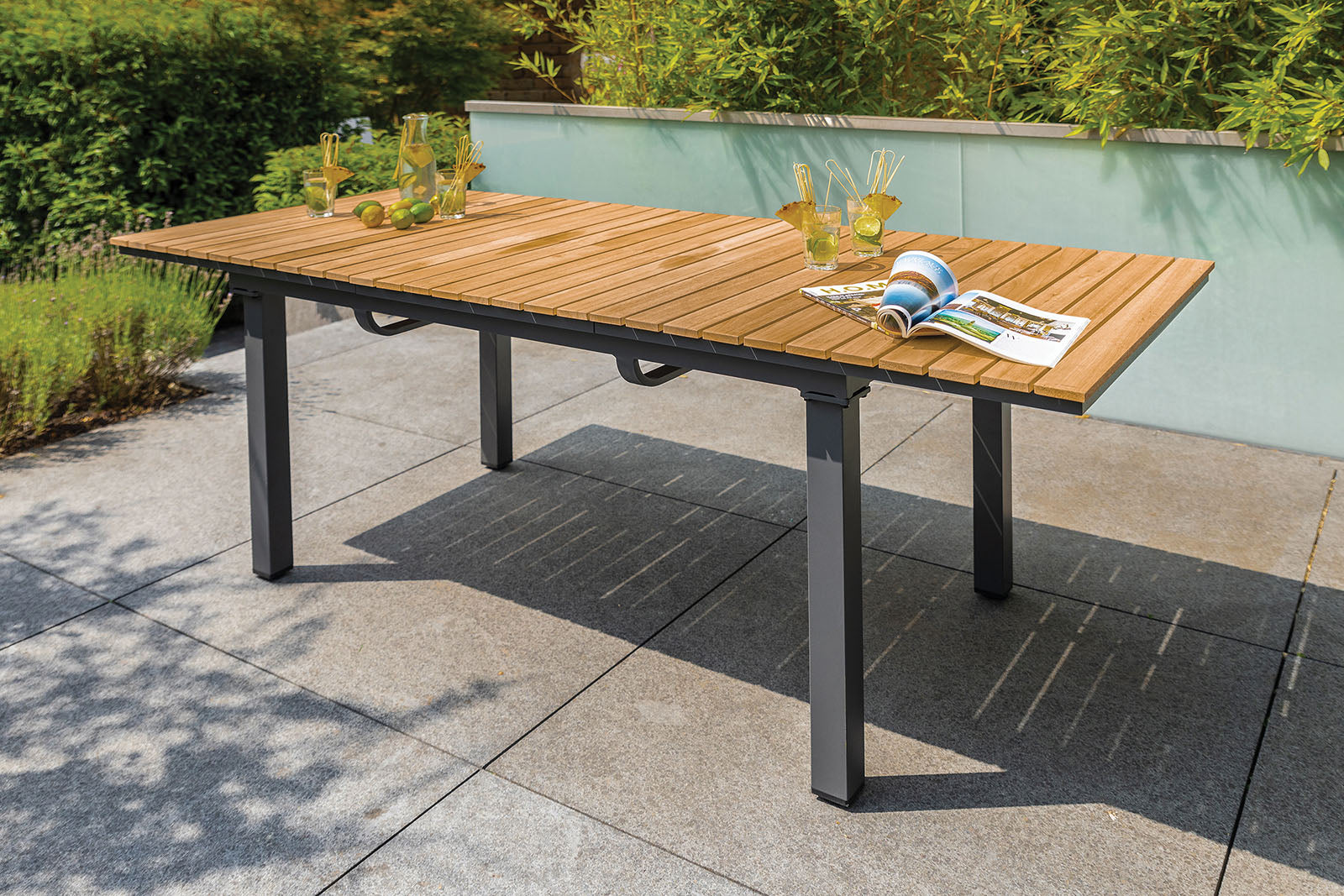 Mackay - 6 Pc. Patio Dining Set w/ 2 Ottomans