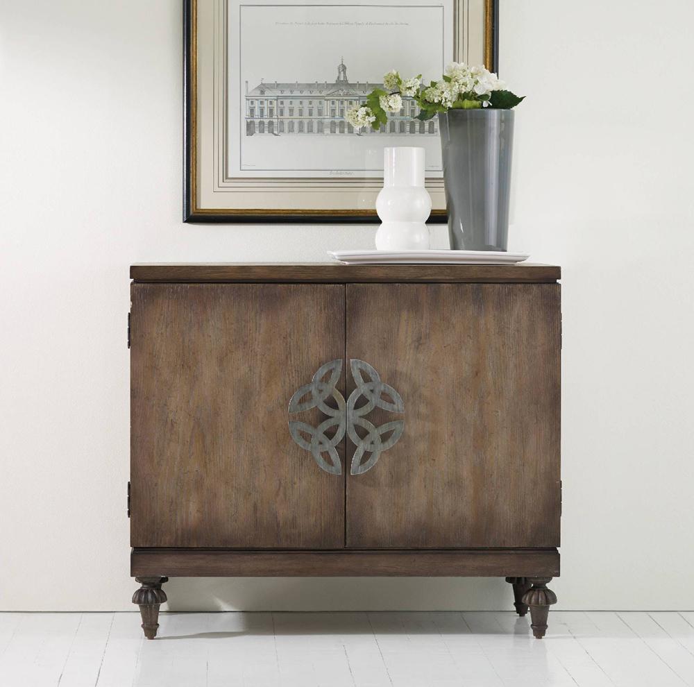Savion Accent Chest 638-85044 in Dark Wood