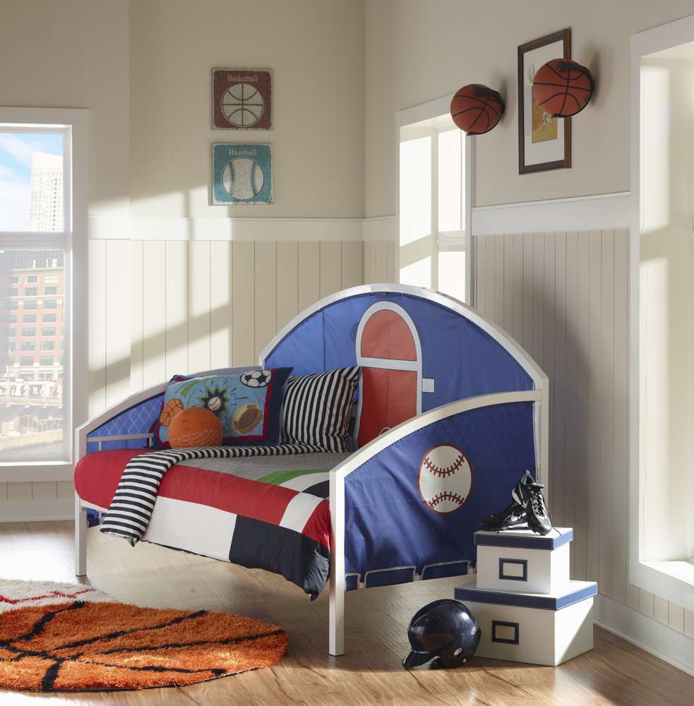 Big Game Daybed White 15Y8174
