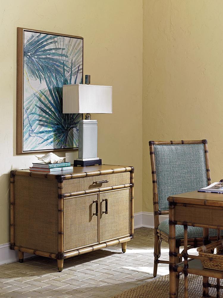 Larimar Storage Chest 558-932